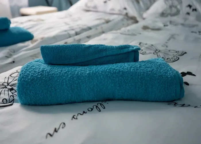 Rainbow Z Prywatnym Parkingiem 비엘스코-비아와